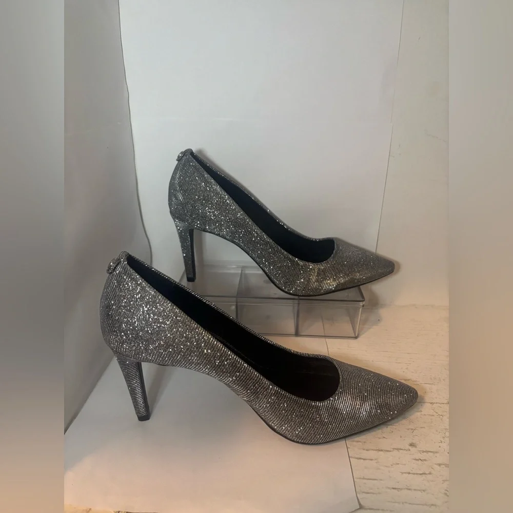 Michael Kors Women's Dorothy Flex Pump Black/Silver Size 8M